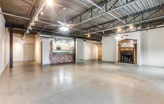 2700 LIVE OAK ST