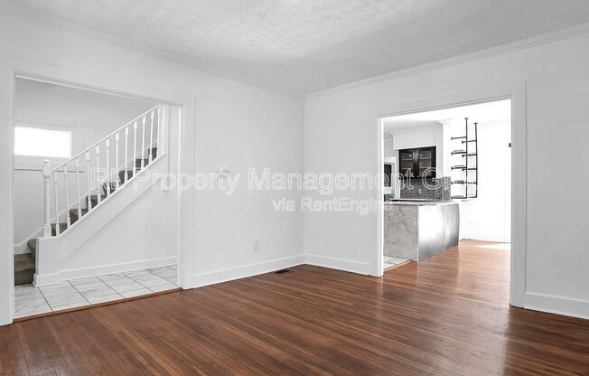 914 LOCKBOURNE RD