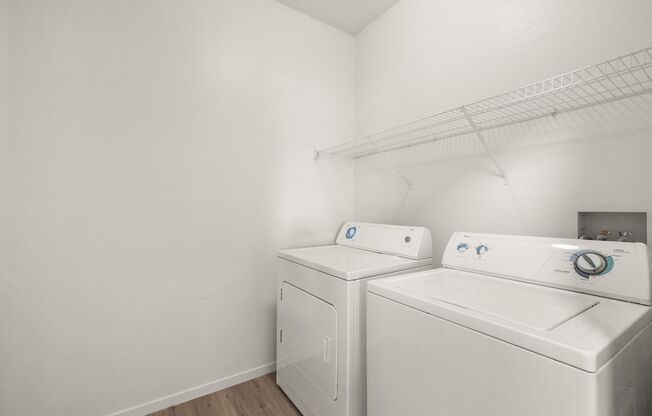 2 beds, 2 baths, $1,425, Unit # 2057