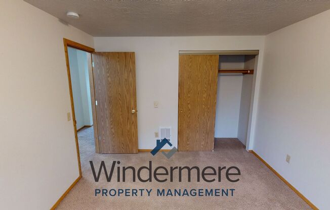 2 beds, 1 bath, 782 sqft, $1,095, Unit 16