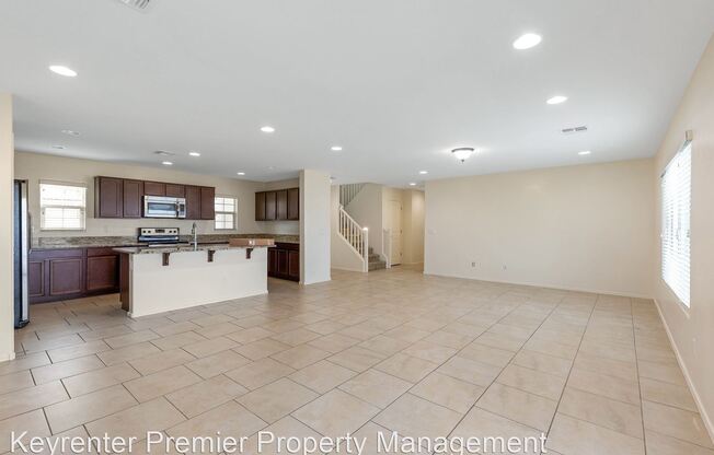 860 S Pheasant Dr