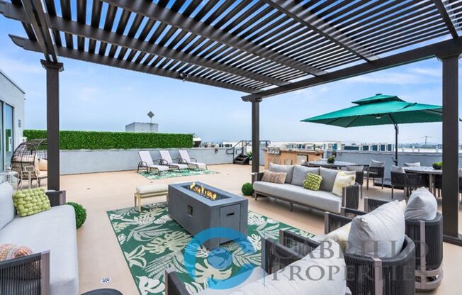 2 beds, 2 baths, 914 sqft, $3,500, Unit 213