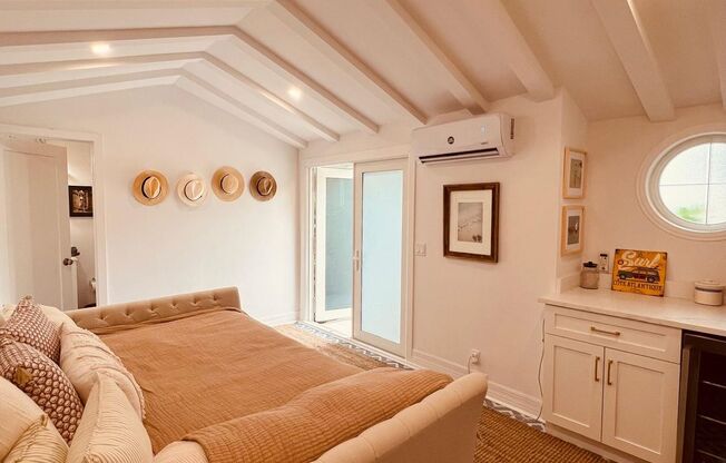 Stunning FULLY FURNISHED 3/2.5 entire house and cabana cottage with full bath for rent!