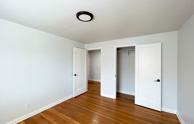 1 bed, 1 bath, 780 sqft, $1,895, Unit Halmark 307