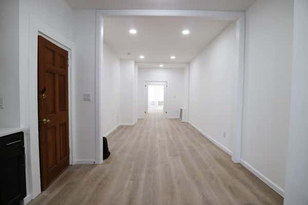 72 27 68 ST