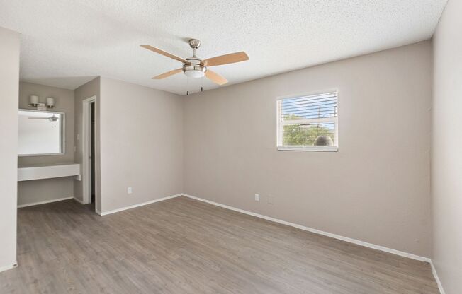 2 beds, 2 baths, 982 sqft, $1,099, Unit 218