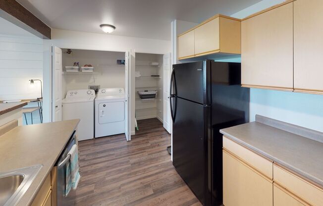 1 bed, 1 bath, 595 sqft, $2,075, Unit 4310-16