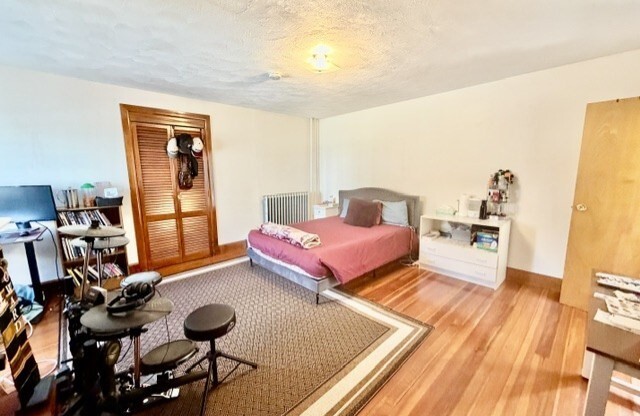 3 beds, 2 baths, $3,000, Unit 1