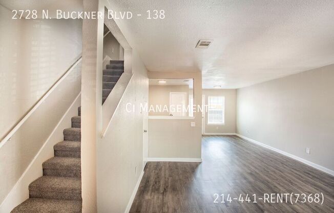 2728 N BUCKNER BLVD