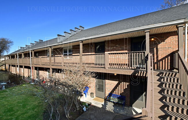 1002 East Main St