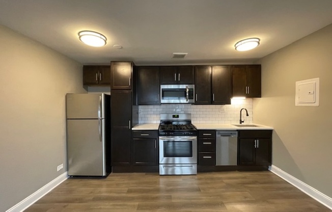 7 N DRYDEN PL