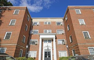 Student-Friendly University Circle Apartment With Ting Internet