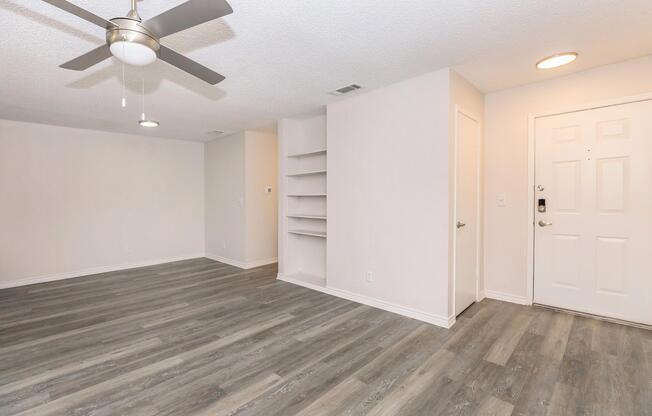 1 bed, 1 bath, 854 sqft, $1,465