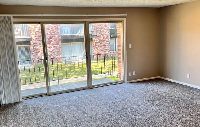 2 beds, 1 bath, 948 sqft, $1,199, Unit 069