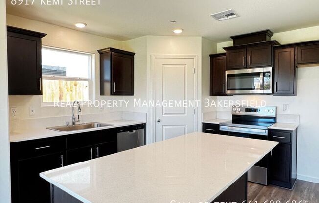 8917 KEMI ST