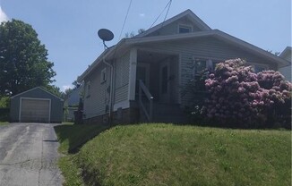 1935 CHERRY HL AVE