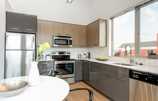 2 beds, 2 baths, 1,153 sqft, $3,895, Unit 706