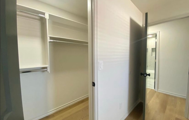 2 beds, 1 bath, 809 sqft, $1,399, Unit 41-7