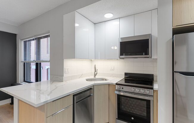 1 bed, 1 bath, 408 sqft, $1,750, Unit 4A