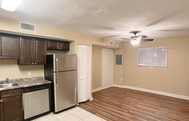 1 bed, 1 bath, 700 sqft, $1,225, Unit Unit B-3