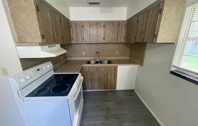 1 bed, 1 bath, $1,050