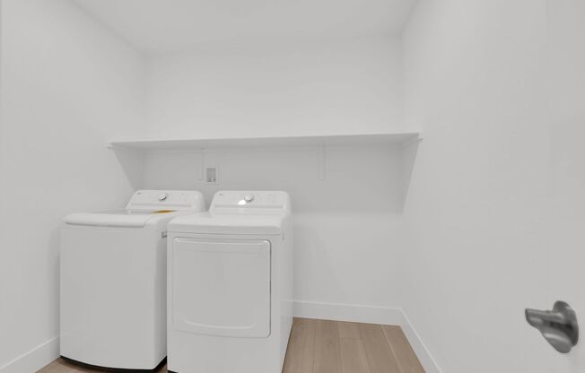 4 beds, 2.5 baths, $2,450