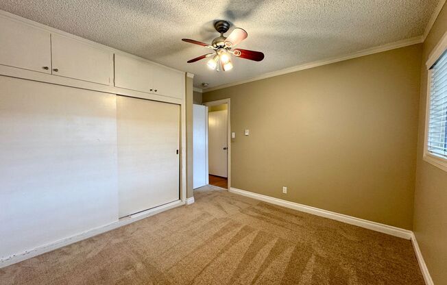 2 beds, 2 baths, $2,095, Unit Unit 212