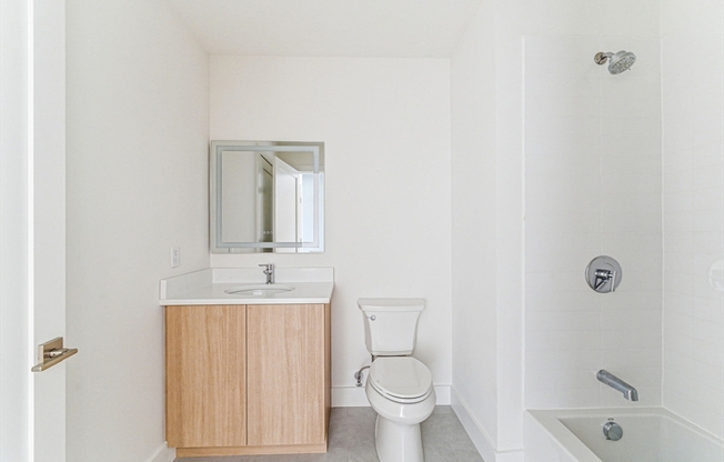 1 bed, 1 bath, 670 sqft, $3,250, Unit 406