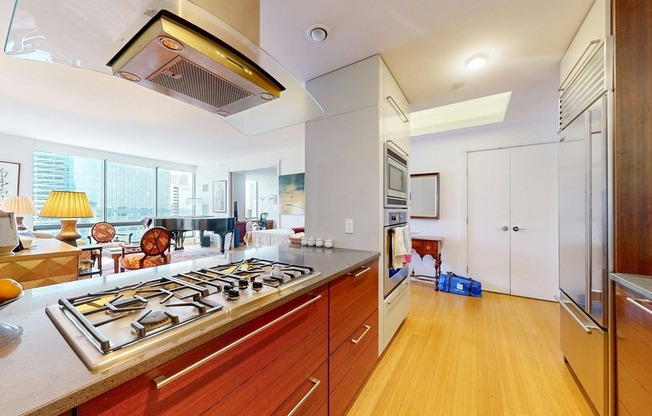 2 beds, 2 baths, 1,291 sqft, $6,250, Unit 2304