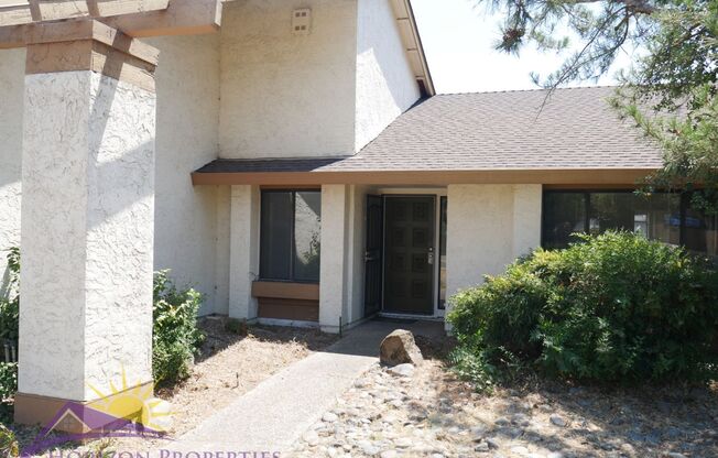 Bright 3 Bed 2 Bath 1,579 sqft Larchmont Sunriver Home