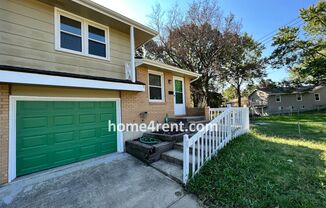 Attractive Lee's Summit Half Duplex w/ Lots of Natural Light and Spacious Bedrooms!
