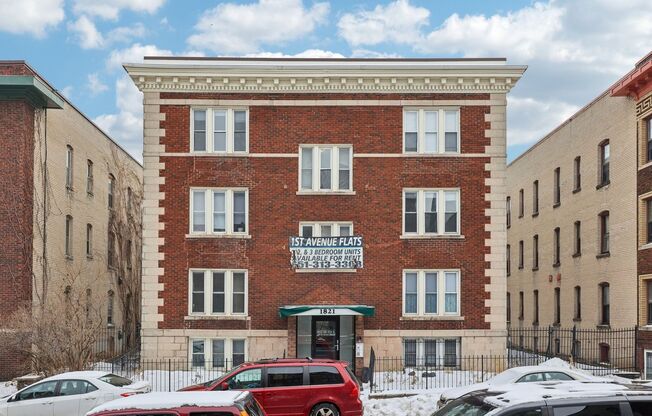 2 beds, 1 bath, 720 sqft, $1,395, Unit 102