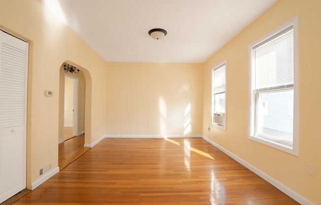 97 GLN ST