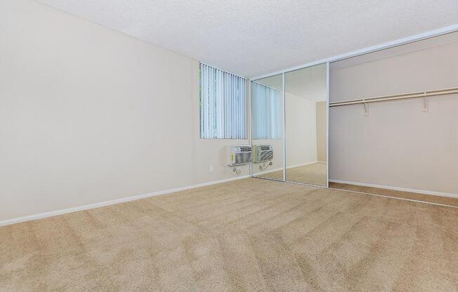 3 beds, 2 baths, 1,200 sqft, $3,195, Unit 149R