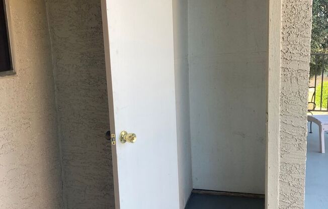 1 bed, 1 bath, 565 sqft, $999, Unit 215