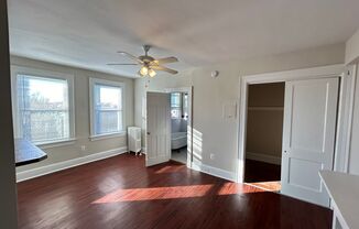 Studio, 1 bath, 310 sqft, $1,250, Unit 301