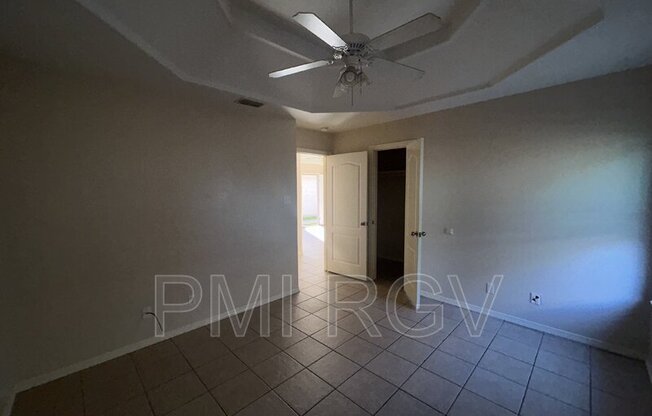 3 beds, 2 baths, $1,050