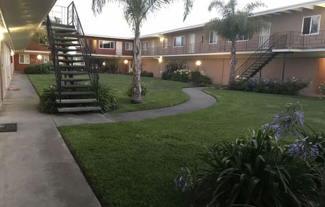 ALAMEDA PARK APARTMENTS