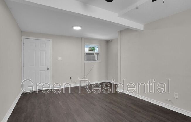 5623 1/2 BARREMORE SAINT B BACK