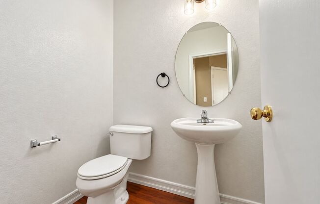 3 beds, 2.5 baths, $2,250
