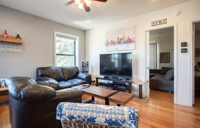 Welcome to Wilson Court at 1901 W Wilson Ave.