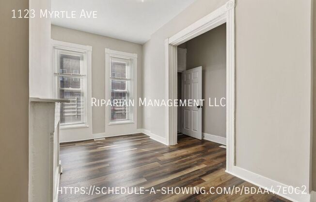 1123 MYRTLE AVE