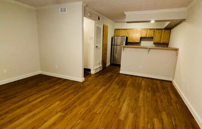 2 beds, 1 bath, 820 sqft, $1,399, Unit BOU-108