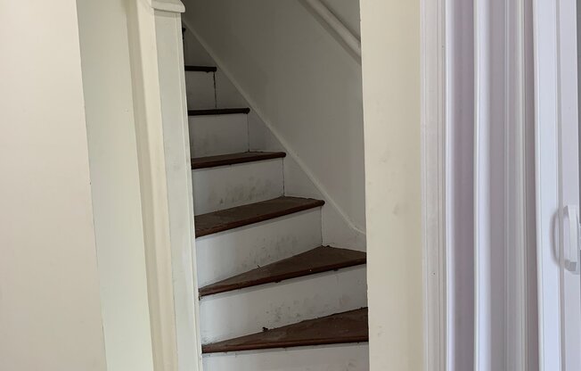 156 BCH ST