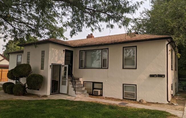 712 S. Canyon Street