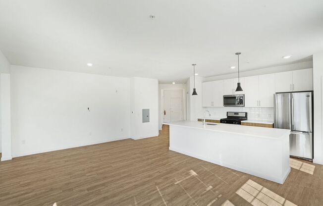 2 beds, 2 baths, 1,373 sqft, $3,375, Unit 322