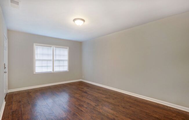 1724 East 39th Street