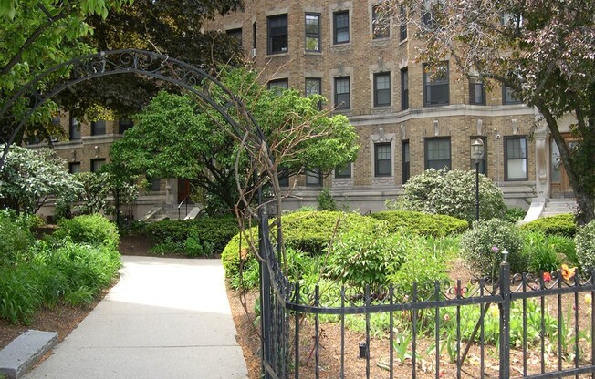 120 Riverway