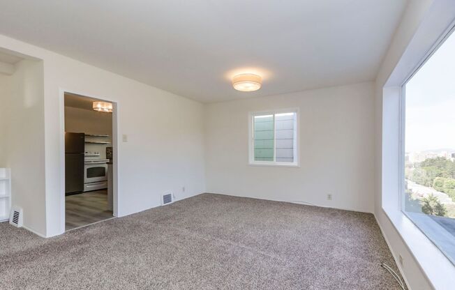 2 beds, 1 bath, $3,295