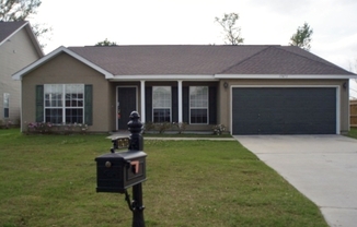 4 beds, 2 baths, $1,950